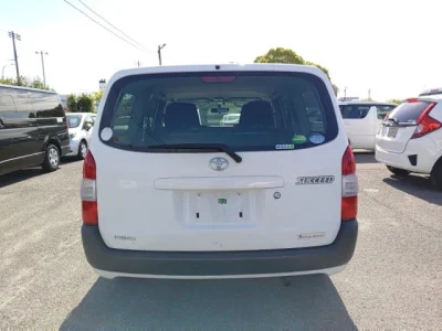 Toyota Succeed