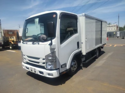 Isuzu Elf