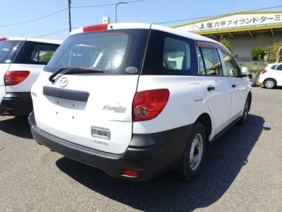 Mazda Familia S-Wagon