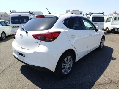 Mazda Mazda2