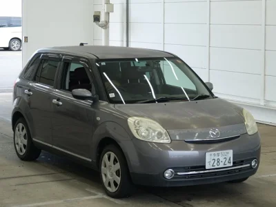 Mazda Verisa