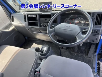 Mazda Titan