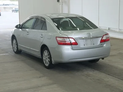 Toyota Premio