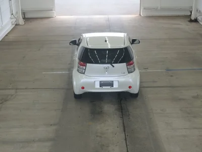Toyota iQ