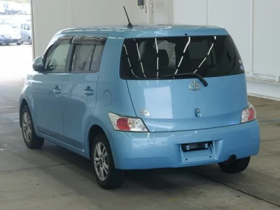 Toyota bB