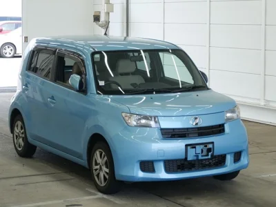 Toyota bB
