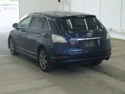 Toyota Mark X Zio