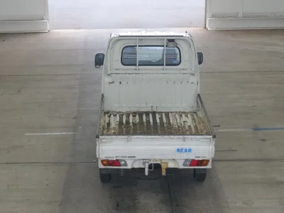 Nissan CLIPPER TRUCK