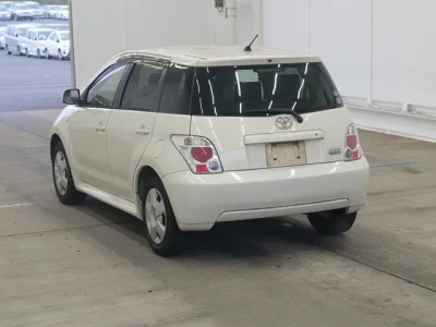 Toyota Ist