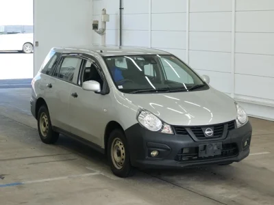 Nissan AD