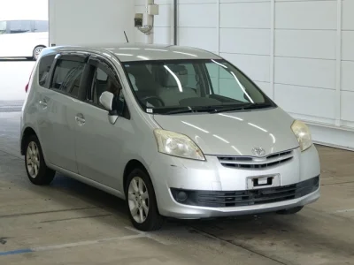 Toyota Passo Sette