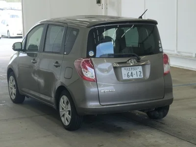 Toyota Ractis