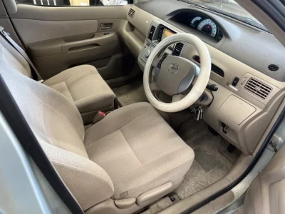 Toyota Raum