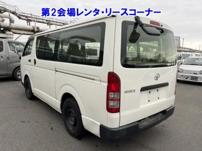 Toyota HiAce Van