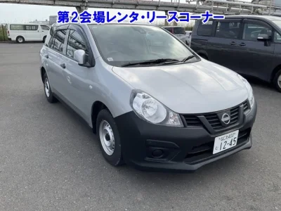 Nissan AD