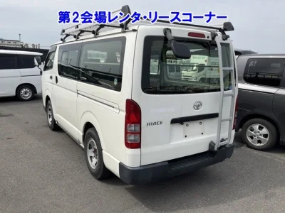 Toyota HiAce Van