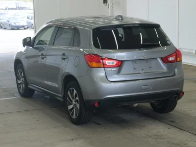 Mitsubishi RVR