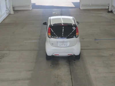 Mitsubishi I