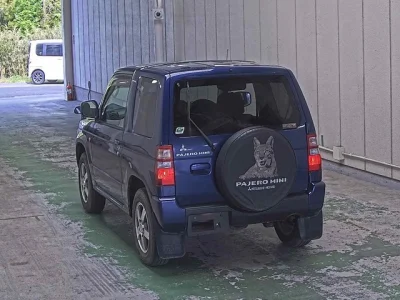 Mitsubishi Pajero Mini