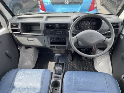 Mitsubishi Minicab Van