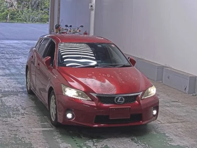 Lexus CT200h