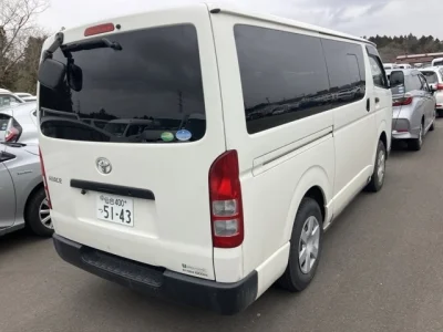 Toyota HiAce Van