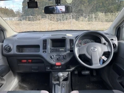 Nissan AD