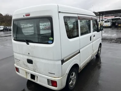 Mitsubishi Minicab Van