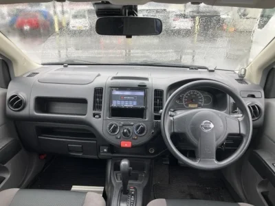 Nissan AD