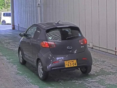 Subaru R1