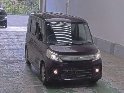 Suzuki Spacia