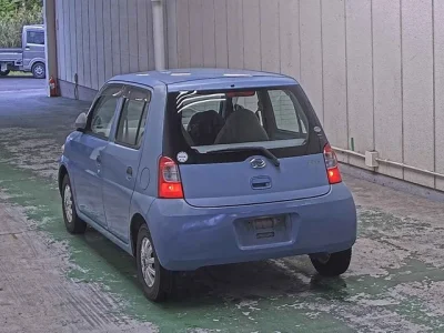 Daihatsu Esse
