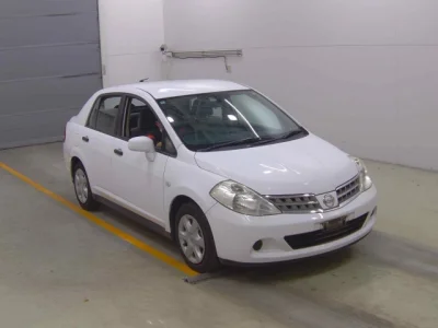 Nissan Tiida Latio
