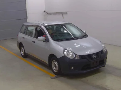 Nissan AD