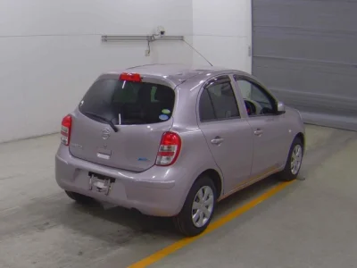 Nissan March