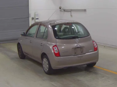 Nissan March