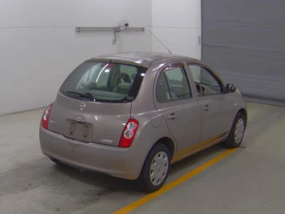 Nissan March