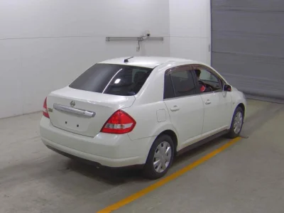 Nissan Tiida Latio