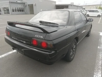 Nissan Skyline