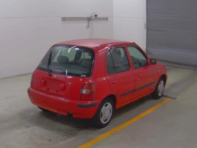 Nissan March