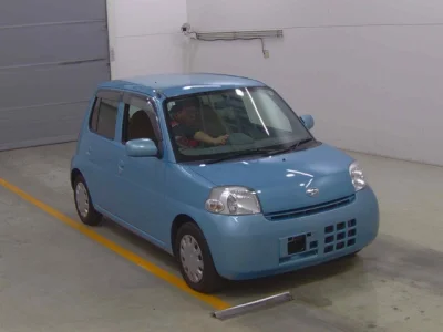 Daihatsu Esse