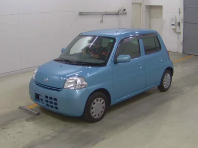 Daihatsu Esse