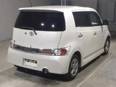 Toyota bB