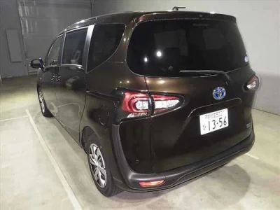 Toyota Sienta
