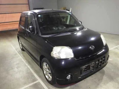 Daihatsu Esse