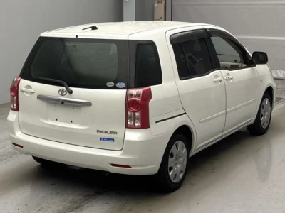 Toyota Raum