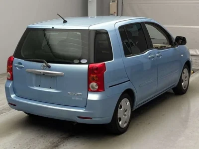 Toyota Raum