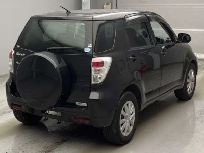 Toyota Rush