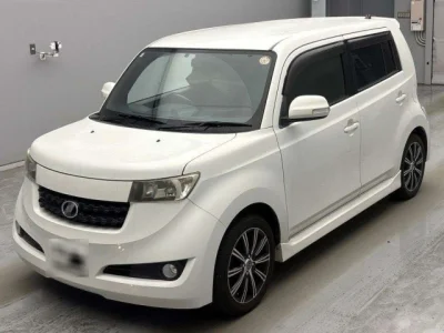 Toyota bB