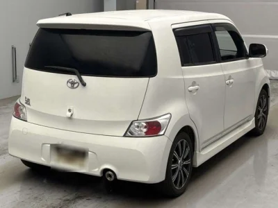Toyota bB